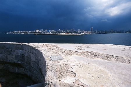 Malecón von Castillo del Moro - zum nächsten Bild klicken